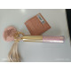 ESSENCE YEE HAW! BRILLO DE LABIOS CON LLAVERO Y ESPEJO 1,5 ML