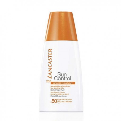 Comprar tratamientos online LANCASTER SUN CONTROL SPF 50 ANTI WRINKLE & DARK SPOT SENSITIVE SKIN RADIANG GLOW FLUIDO 30 ML