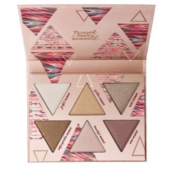 ESSENCE ADVENTURE AWAYS PALETA DE SOMBRAS 01 COLLECT MOMENTS NOT THINGS!
